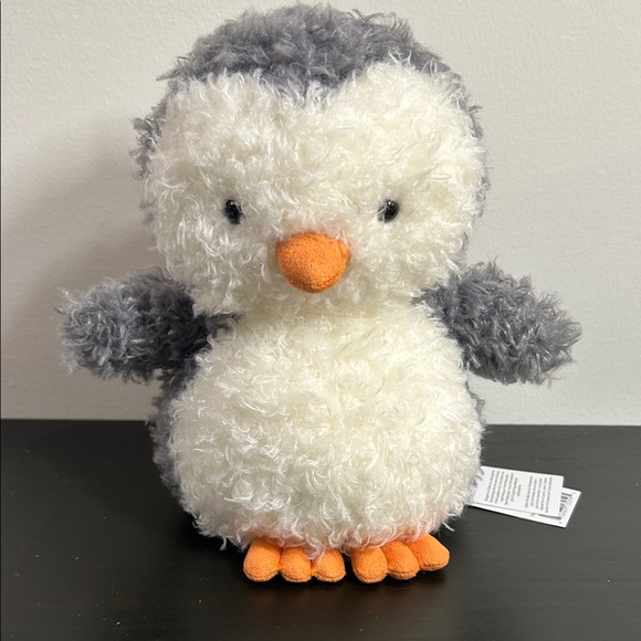 Rare/Jellycat Fluffy Penguin Plush Toy - Gray and White - Picture 2 of 7